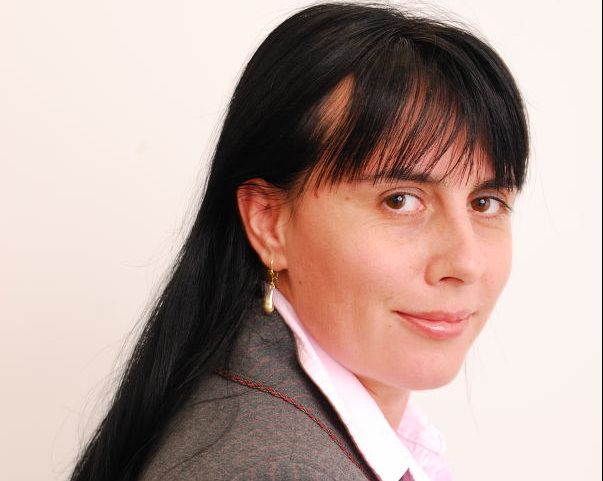 Monica Biota, Partener, Servicii de Audit, Liderul Echipei de Servicii Integrate pentru Industria Farmaceutică şi de Servicii Medicale, PwC România